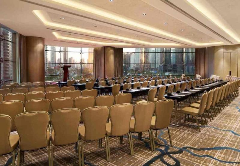 Courtyard By Marriott Zhengzhou East Hotell Eksteriør bilde