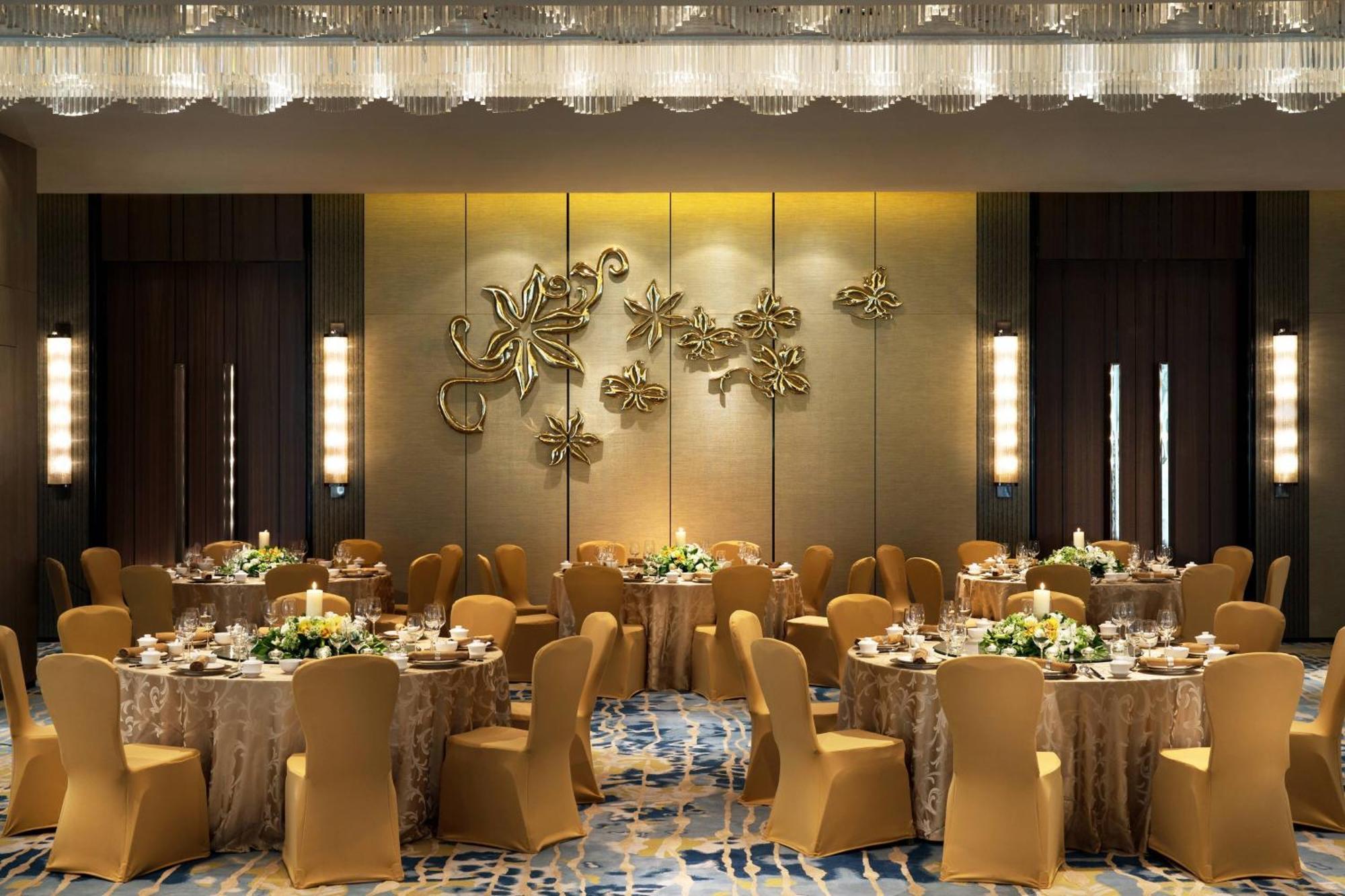 Courtyard By Marriott Zhengzhou East Hotell Eksteriør bilde