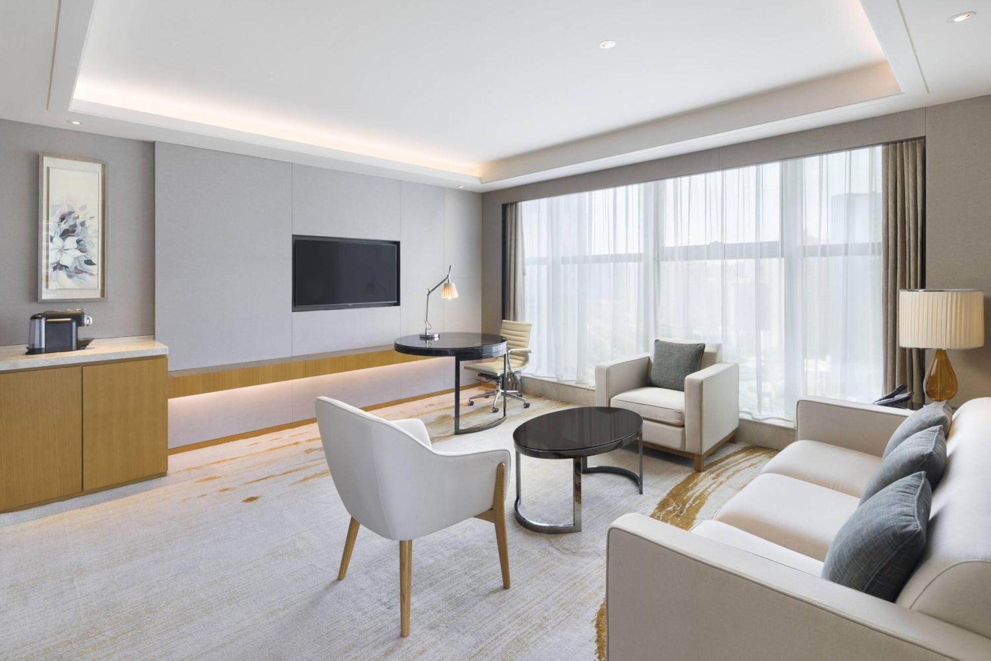 Courtyard By Marriott Zhengzhou East Hotell Eksteriør bilde